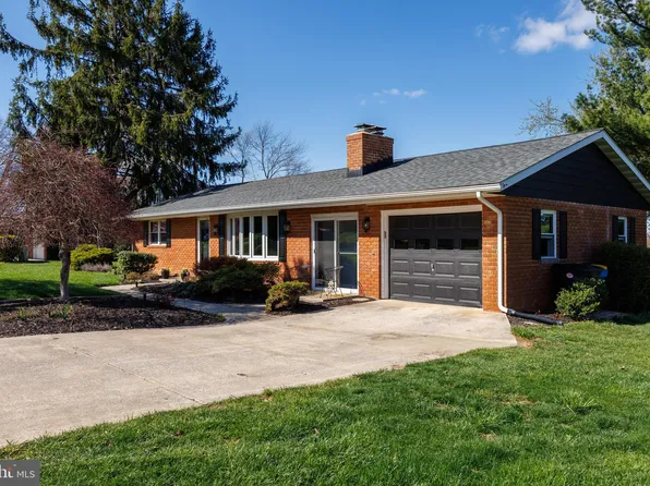 434 Barnes Ave, Westminster, MD 21157