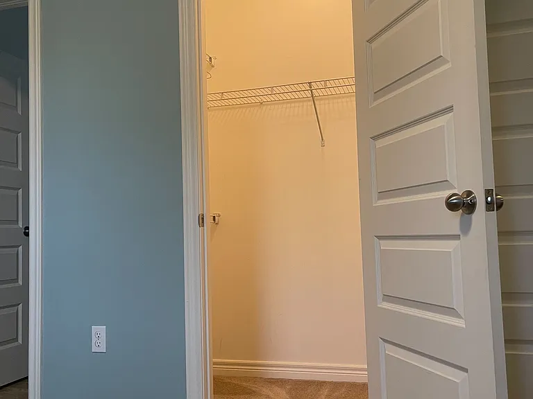 1005 Oakcrossing Gate — Photo 25