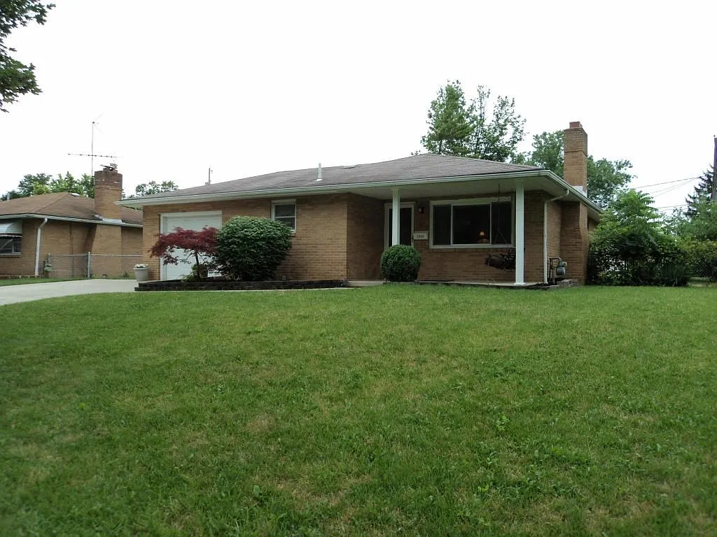 2848 Nicholas Ave photo 1