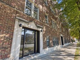 3337 N Lamon Ave, Chicago, IL