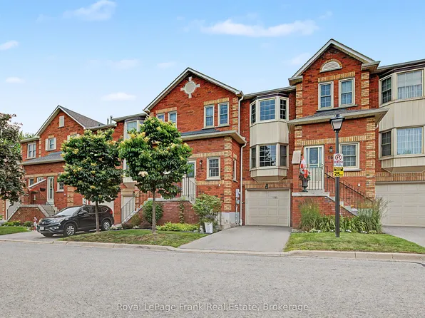 1610 Crawforth St #20, Whitby, ON L1N 9B1