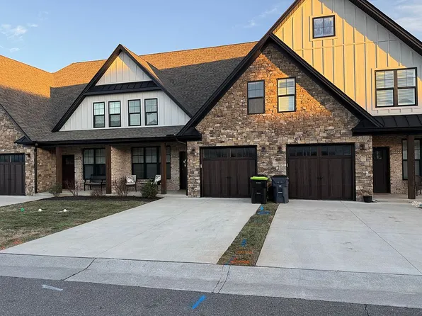 1603 Helmsdale Dr, Forest, VA 24551