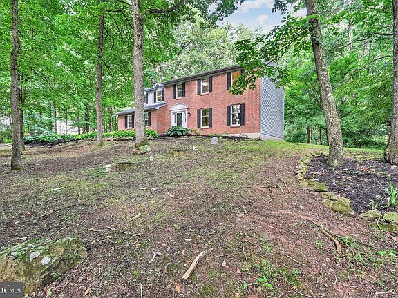 3rd image of 3196 Plow Rd
