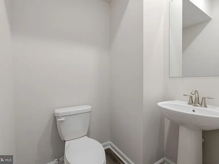5616 Ludlow Pl — Photo 29