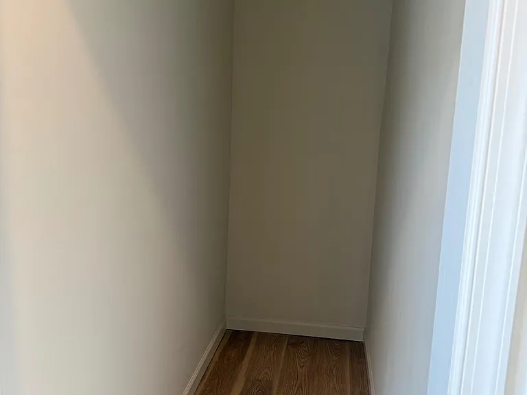238 E Philadelphia St #4 — Photo 6