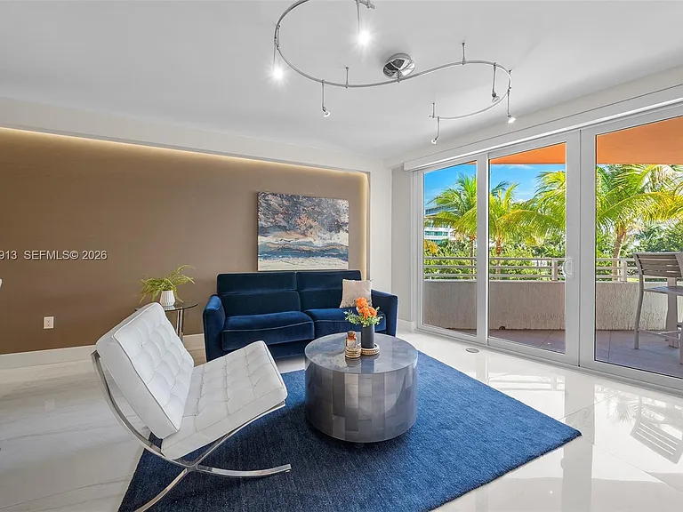 226 Ocean Dr #3C — Photo 6
