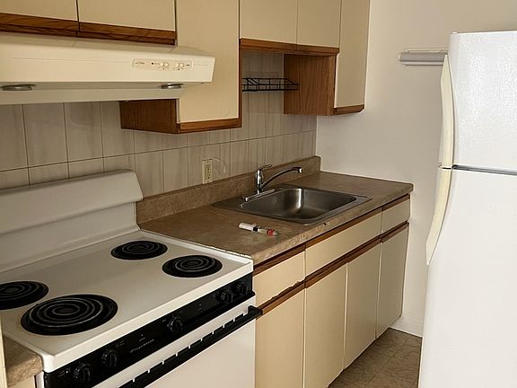 4th image of 335 Palisade Ave APT 1