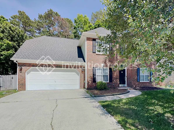 2706 Bathgate Ln, Matthews, NC 28105