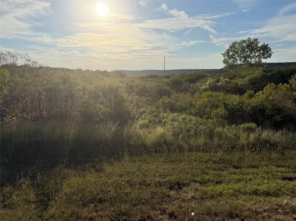 1759 Canyon Wren Loop, Graford, TX 76449