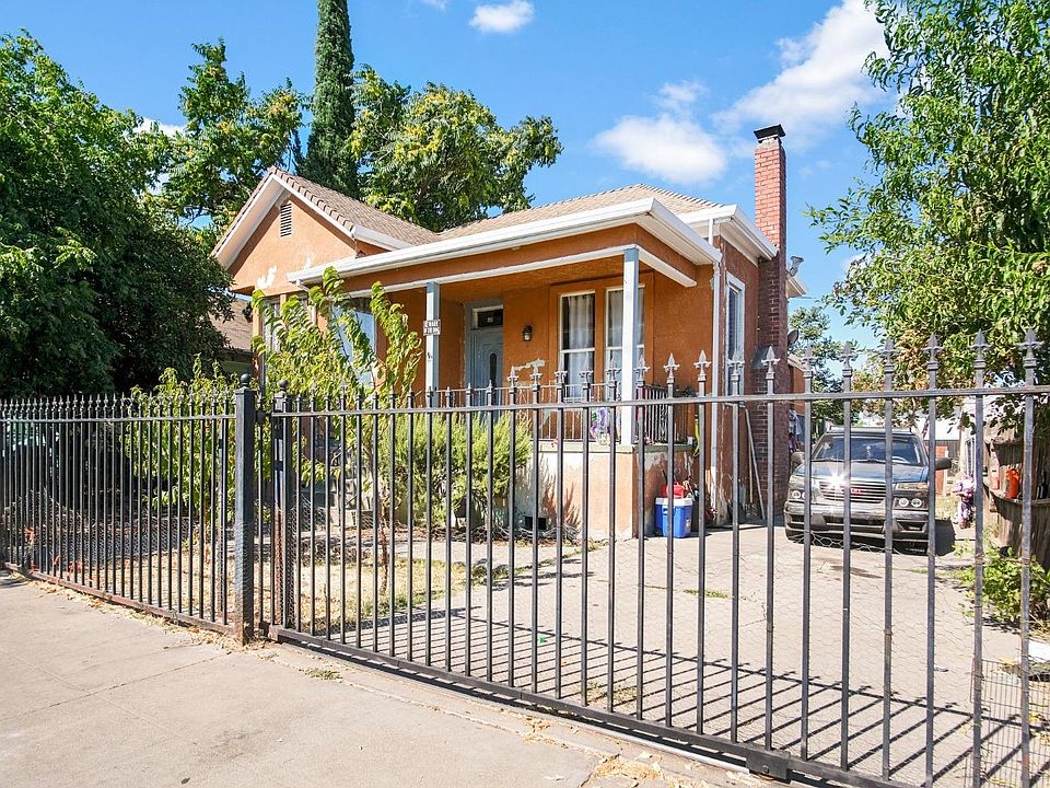 1st image of 1419 S San Joaquin St