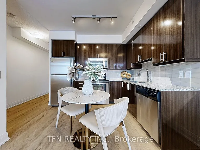 75 N Park Rd S #307 — Photo 10