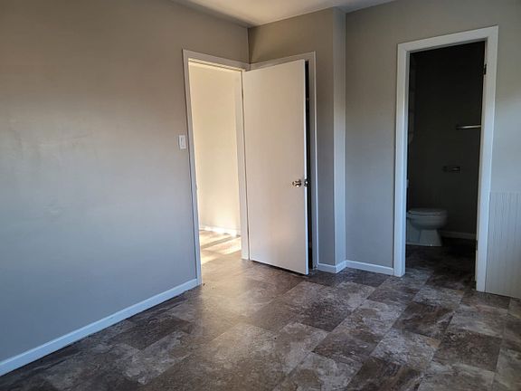 5th image of 4323 51st Ave