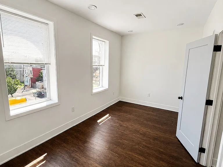 3213 W Susquehanna Ave #3 — Photo 8