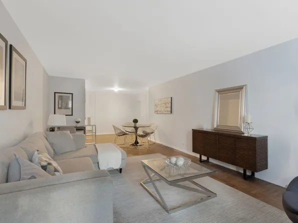 118 East 60th Street image 1 of 9