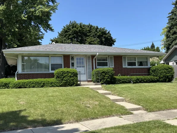 9035 West Burdick AVENUE, Milwaukee, WI 53227
