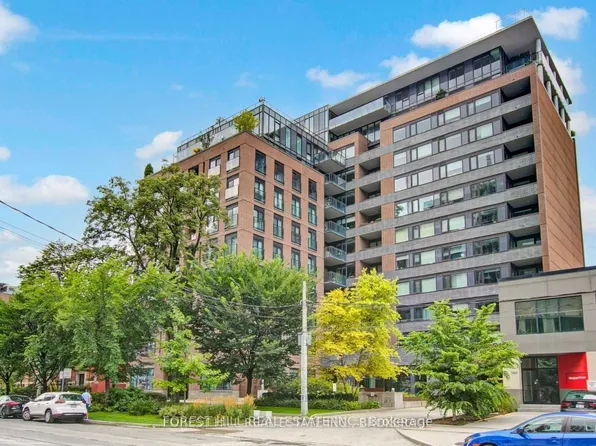 400 Wellington St W #312, Toronto, ON M5V 0B5