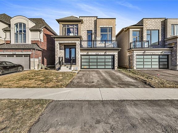 2nd image of 1403 Upper Thames Dr