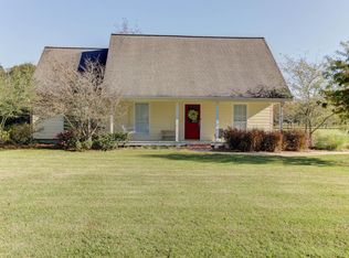 1056 Sandy Nell Rd, Breaux Bridge, LA 70517