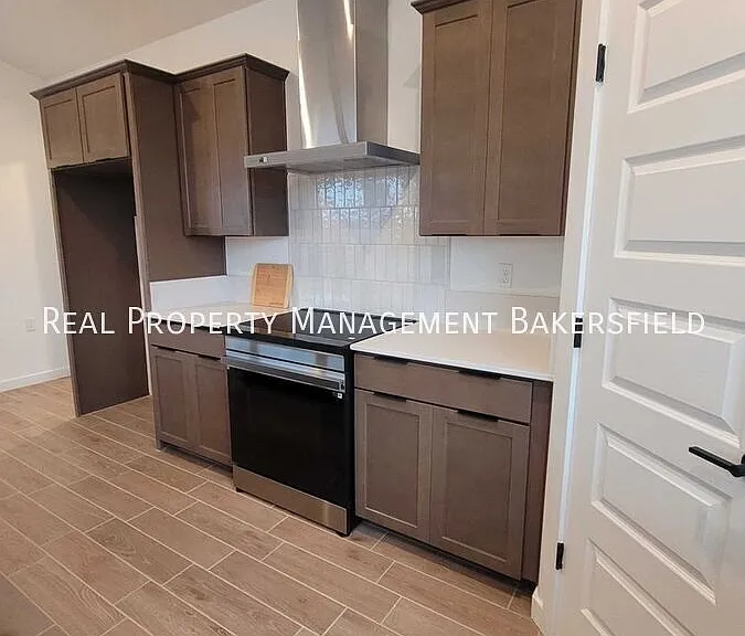 7526 Passionfruit Dr — Photo 7