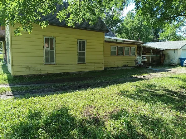 118 E Elk St, Elk City, KS 67344