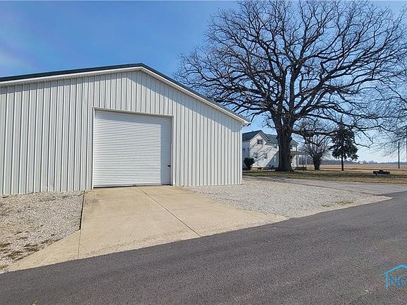 3rd image of 115 County Road 398