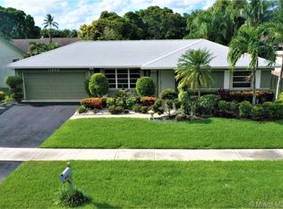 11965 SW 56th St, Cooper City, FL 33330