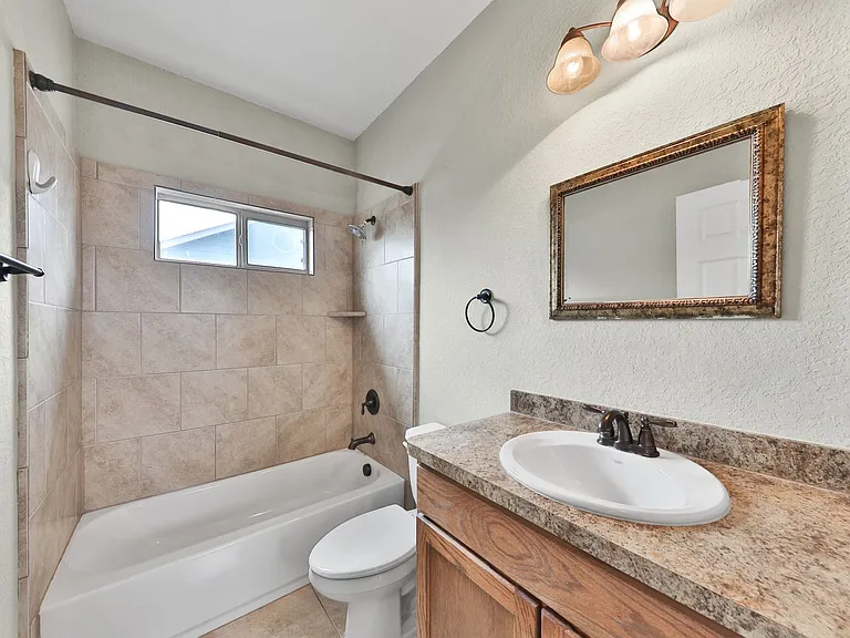 102 Cornell Ave — Photo 17