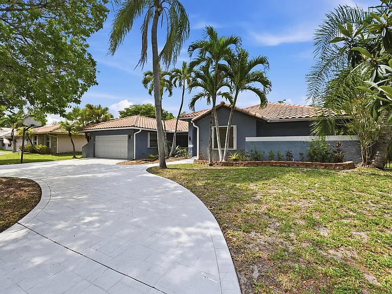 9033 NW 47th Ct — Photo 58