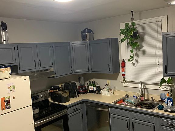 4th image of 2448 Glenmawr Ave #2450