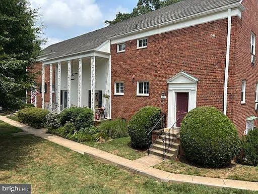 3771 Gunston Rd