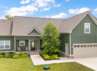 3002 Bootknife Dr, Bell Buckle, TN 37020