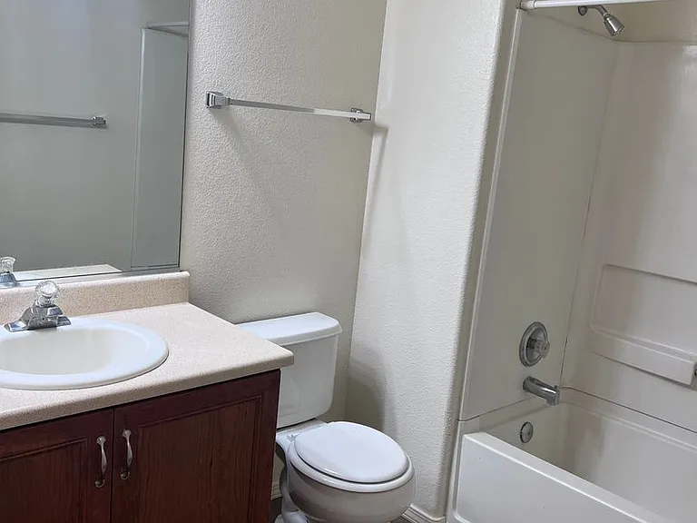 7101 Jet Rd NE — Photo 12