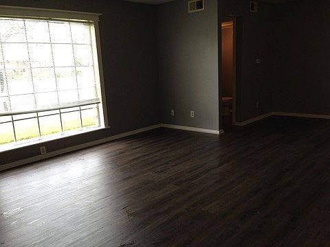 2nd image of 500 W Sears Street # Fl 2nd