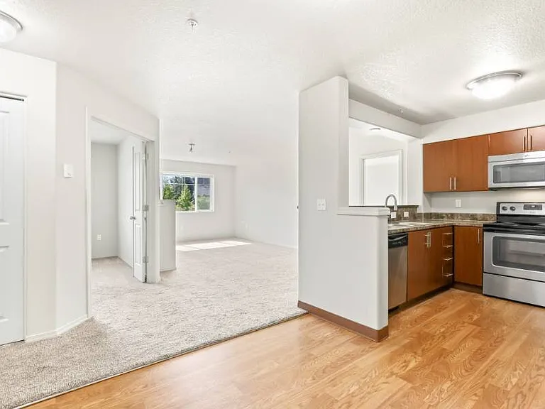 Cedar Falls Apartments — Photo 14