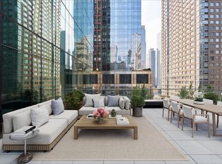 550 10th Ave #910, New York, NY 10018