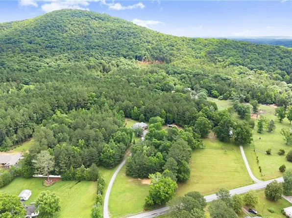 577 Everett Springs Rd SW, Calhoun, GA 30701