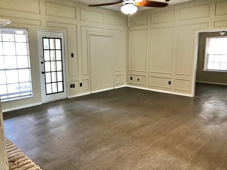 613 Trail View Ln — Photo 2
