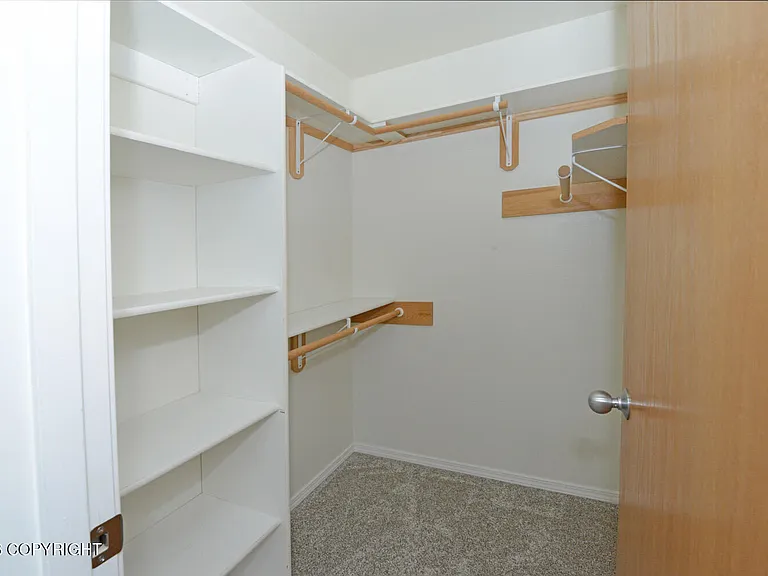 264 Dailey Ave — Photo 20