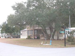 301 Snow Goose Ln, Newport, NC 28570