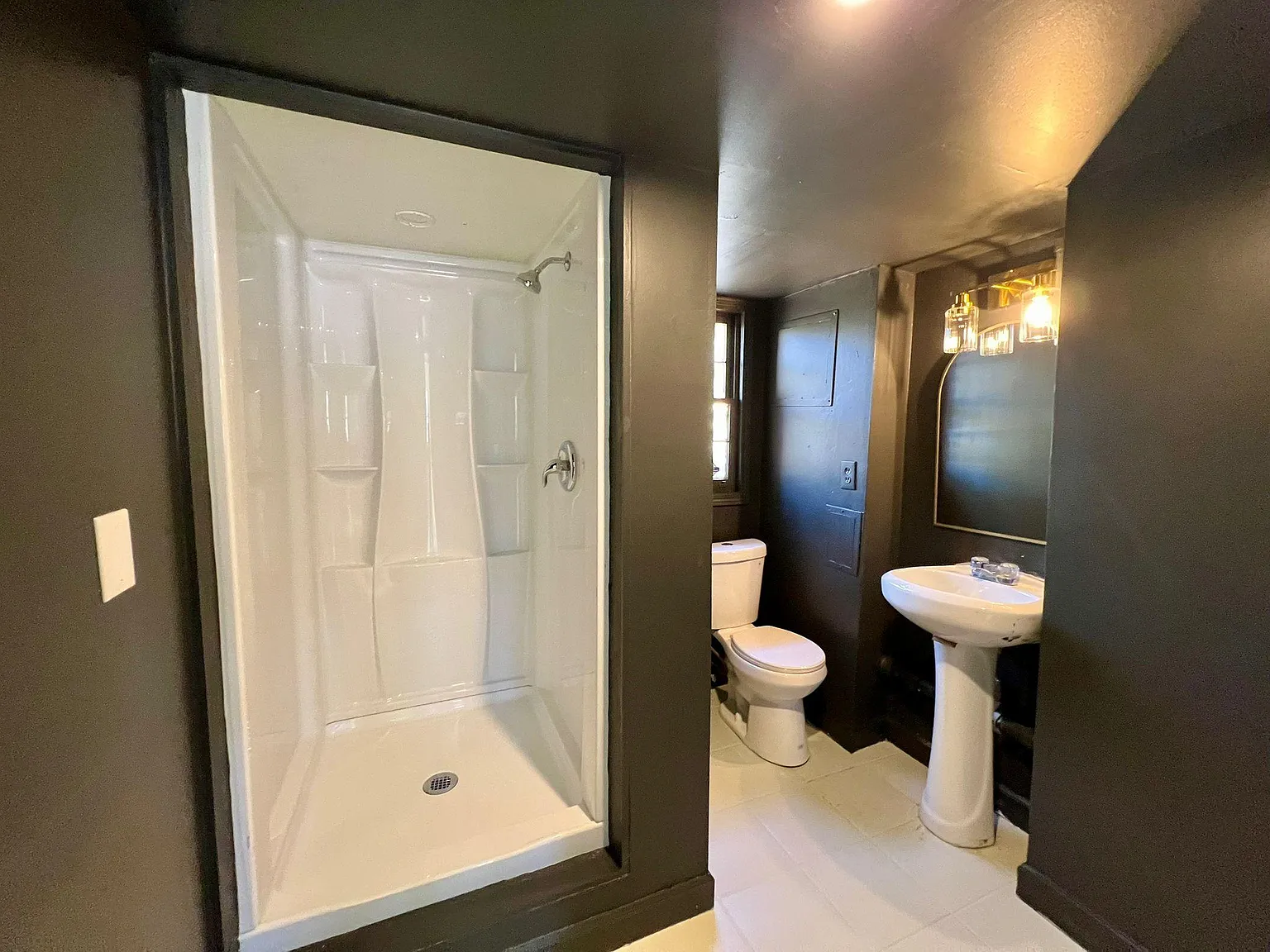 4 bed, 3.0 bath, 1840 sqft, $693 — Photo 4