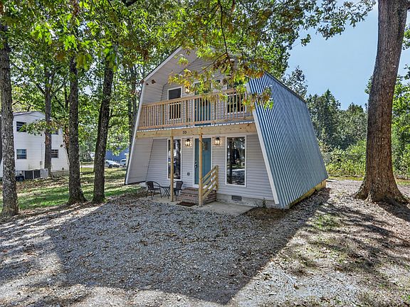 3rd image of 33 Chalet Dr