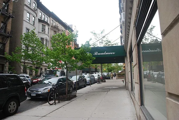 Rented by Triplemint | media 15