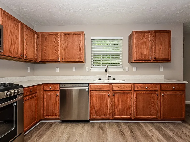 2530 Walter Way — Photo 9