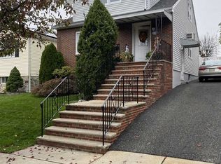41 Strong St, Wallington, NJ 07057