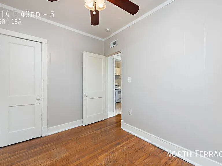 814 E 43rd St #5 — Photo 12