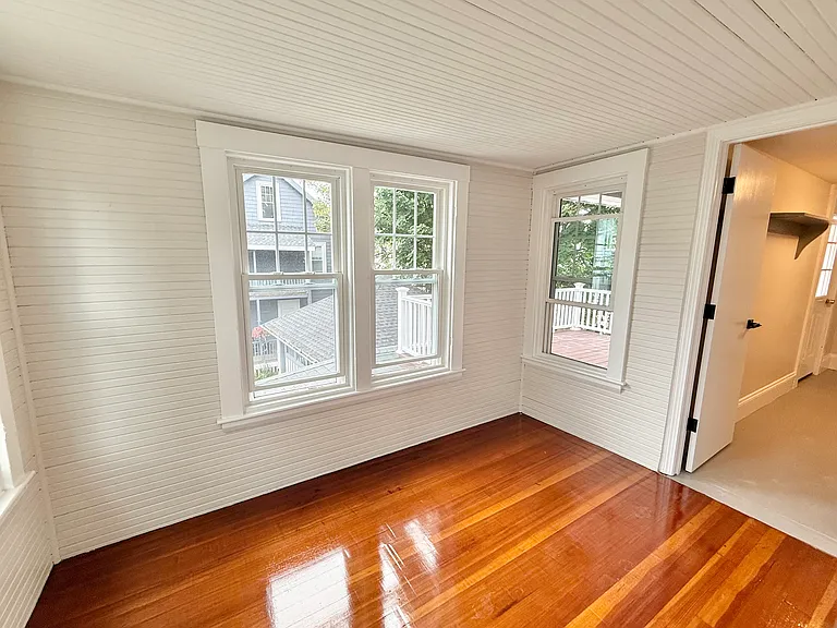 203 Maplewood St #2 — Photo 12