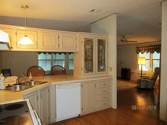 4th image of 1219 Iriquois Dr