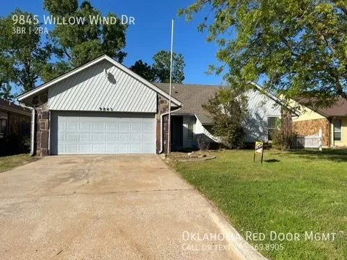9845 Willow Wind Dr Photo 1