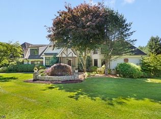 9 Pitney Dr, Mendham Twp., NJ 07945