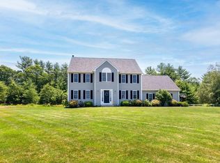 14 Cedar Pond Rd, Lakeville, MA 02347